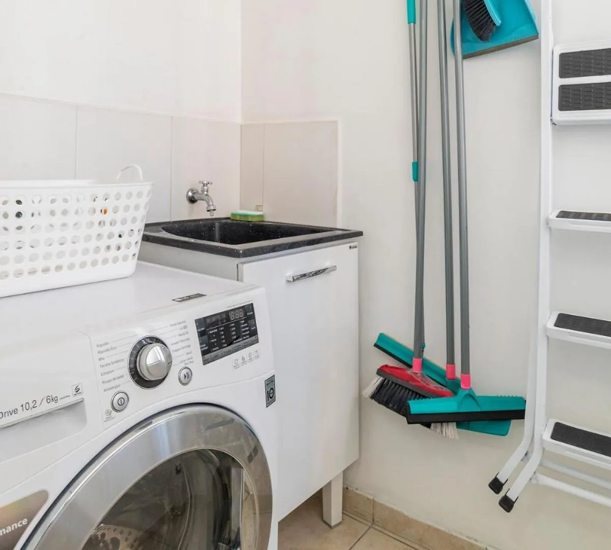 Cozy Apartment, 1 Block From Paulista Ave Sao Paulo Apartment
